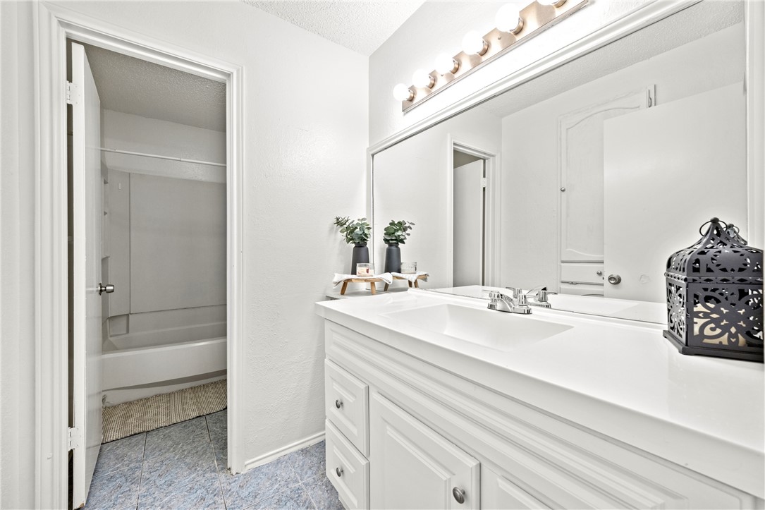 6702 Everhart H104 Property Photo 12