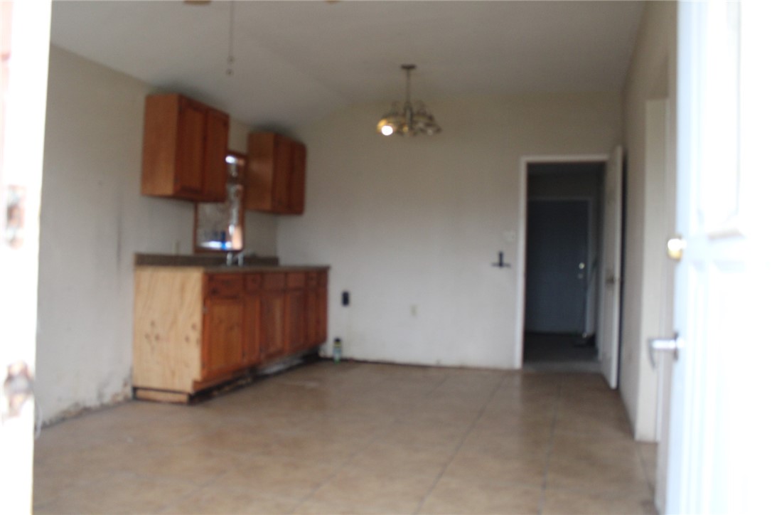 817 S State Highway 359 S Property Photo 8