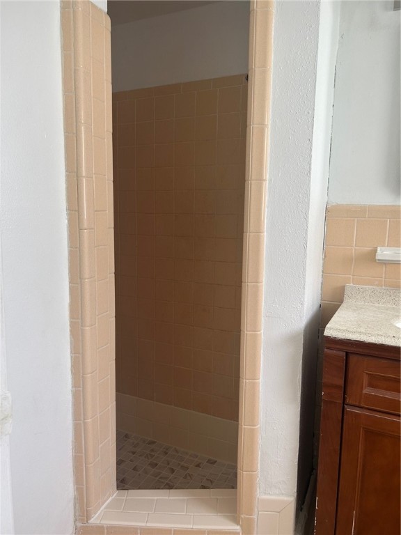 230 Carol Ave Property Photo 14
