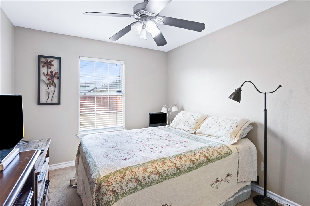 2310 Kazimir Dr Property Photo 15