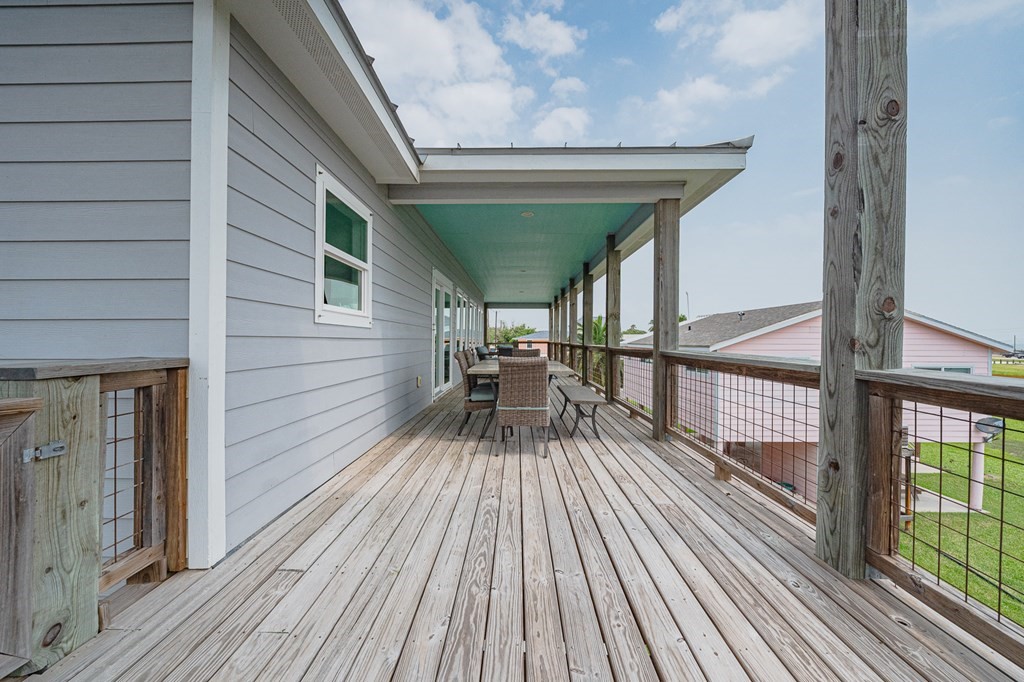 208 Fulton Ave Property Photo 5
