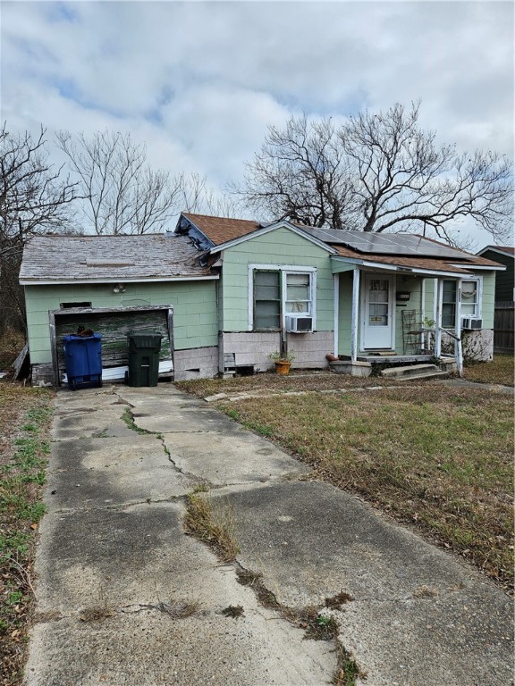4326 Harry St Property Photo 2