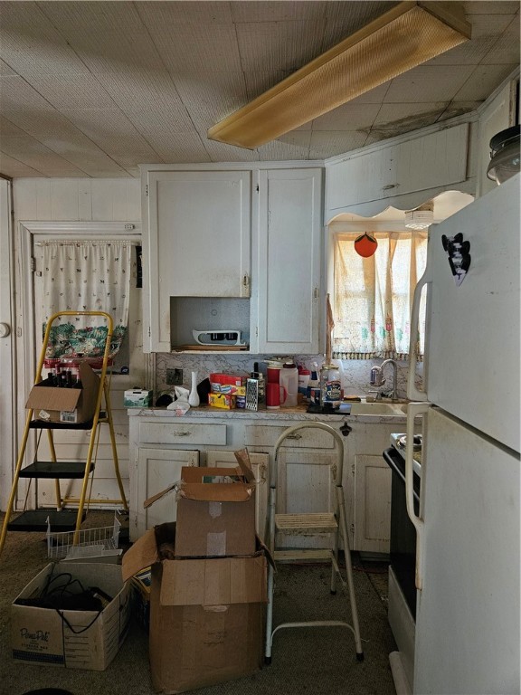 4326 Harry St Property Photo 5