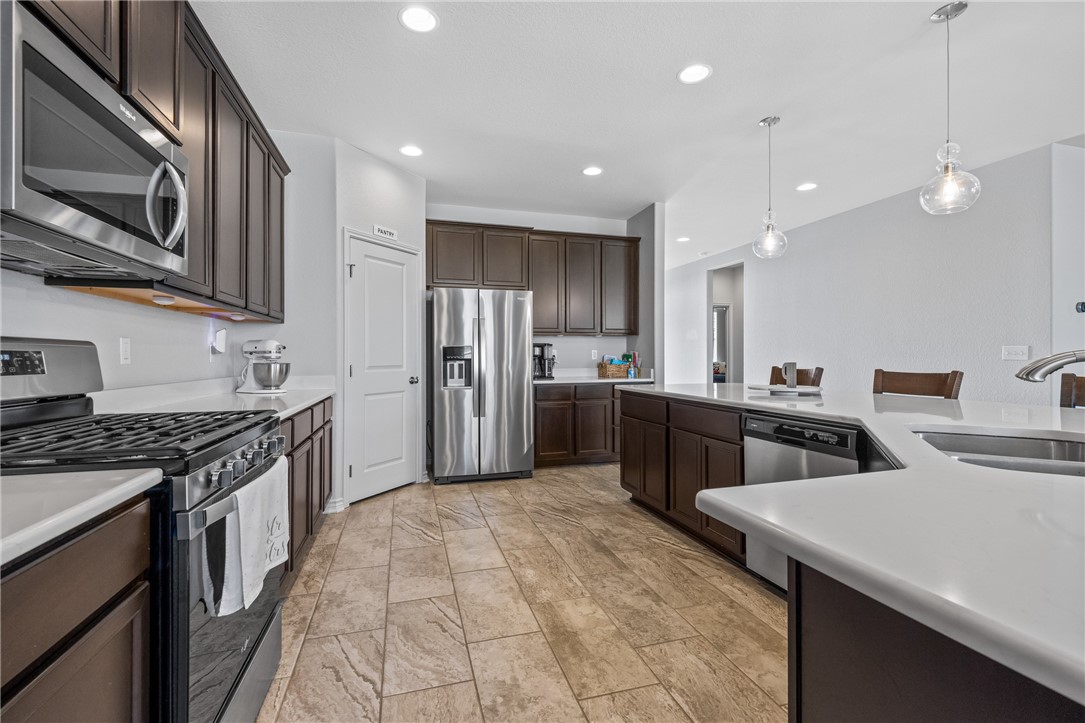 8006 Calma St Property Photo 10