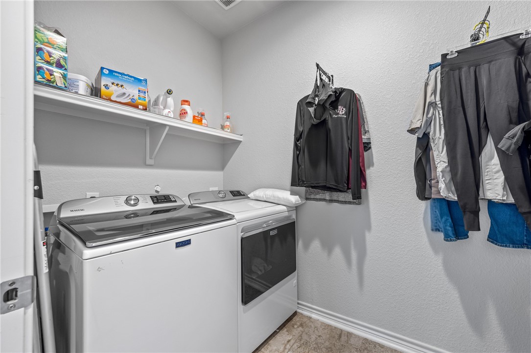 8006 Calma St Property Photo 21