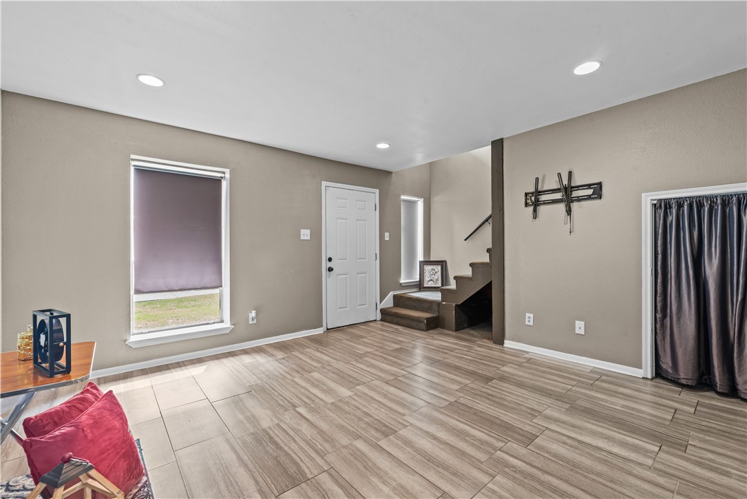 6702 Everhart D102 Property Photo 5