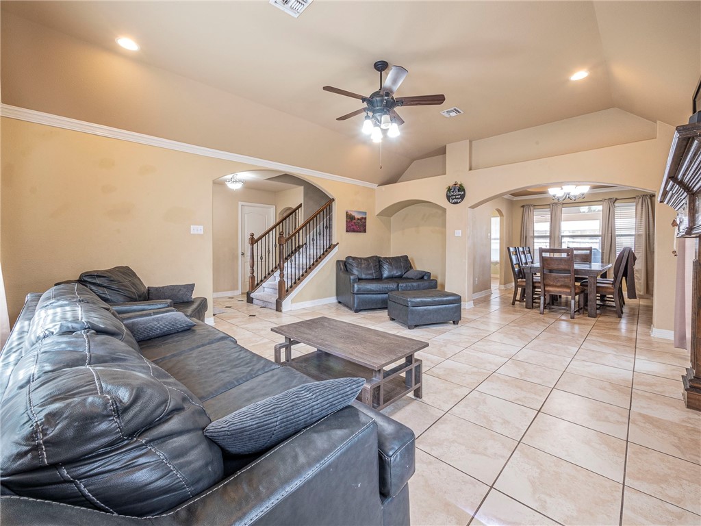 8209 Rock Crest Dr Property Photo 10