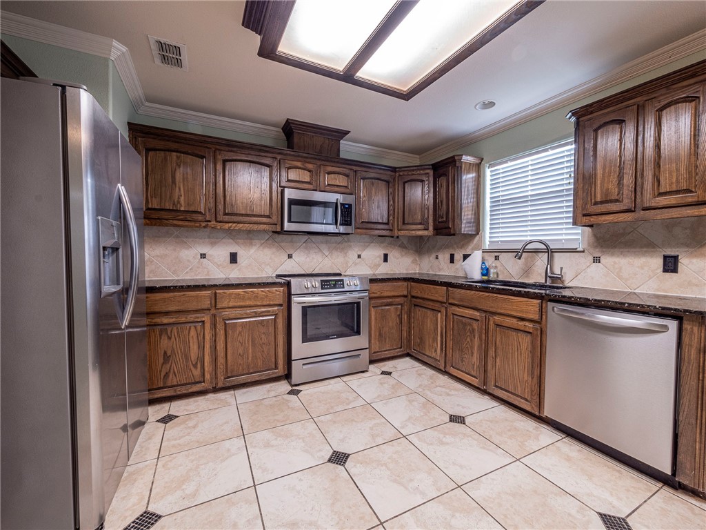 8209 Rock Crest Dr Property Photo 19