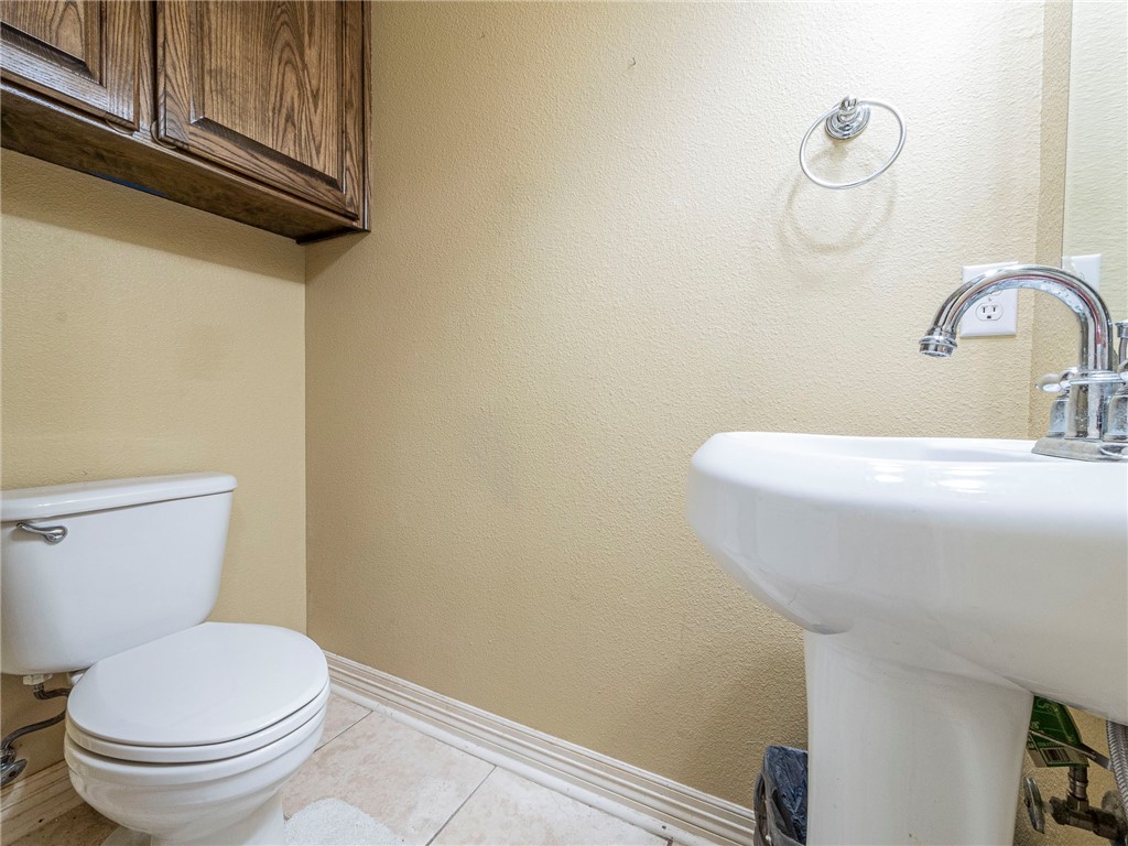 8209 Rock Crest Dr Property Photo 24