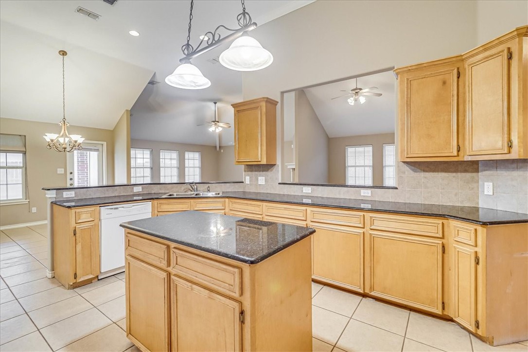6618 Samba Dr Property Photo 9