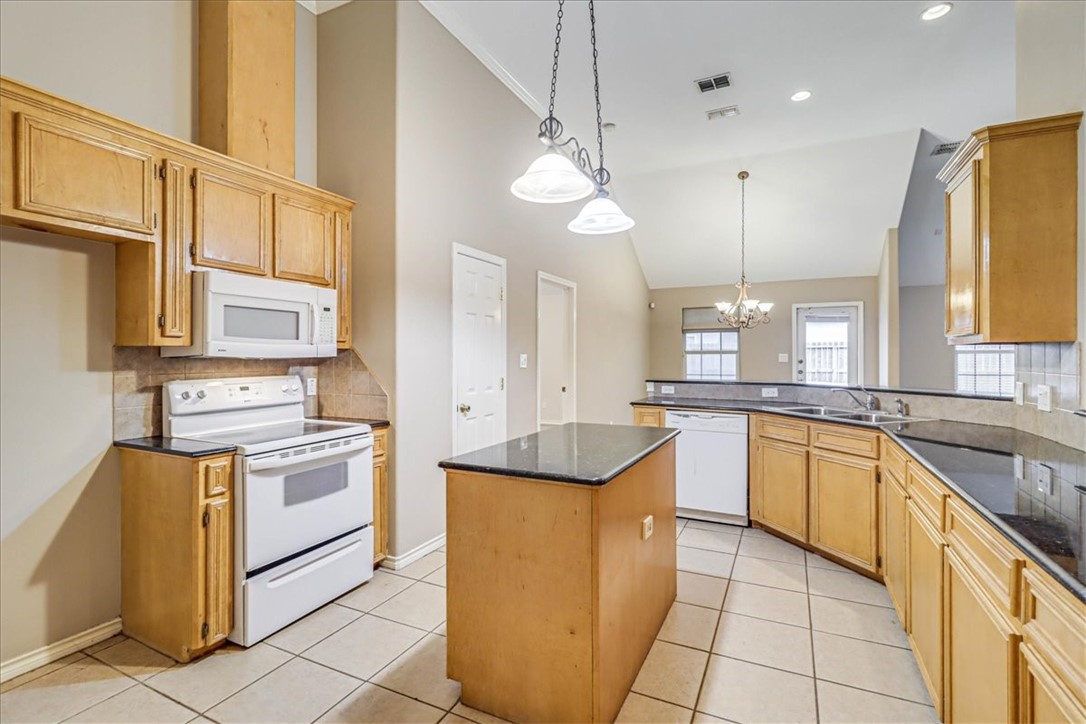 6618 Samba Dr Property Photo 10