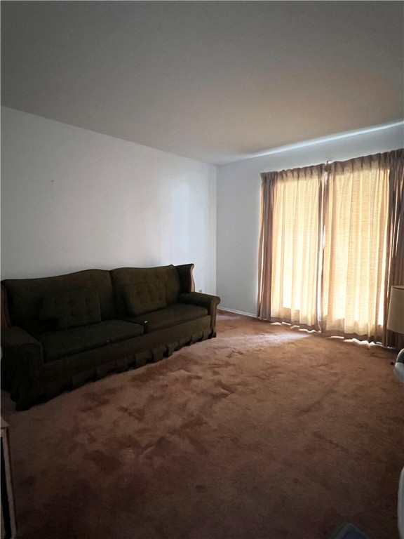1109 Washington Dr Property Photo 2