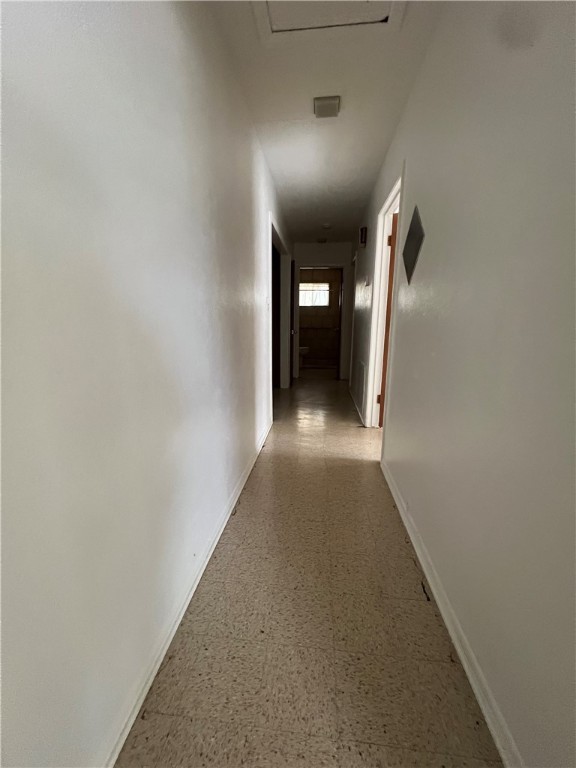 1109 Washington Dr Property Photo 10