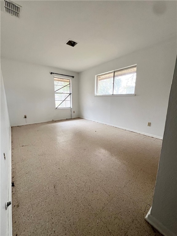 1109 Washington Dr Property Photo 11