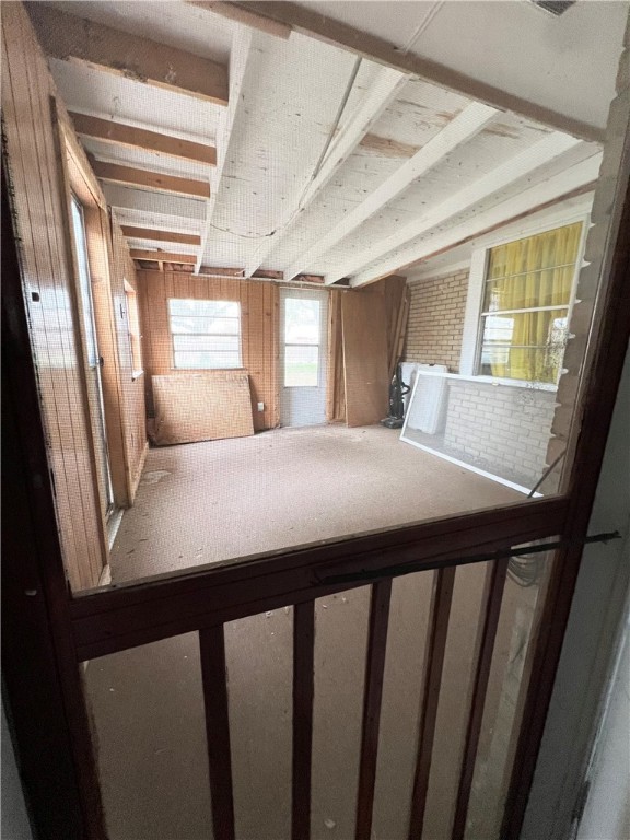 1109 Washington Dr Property Photo 12