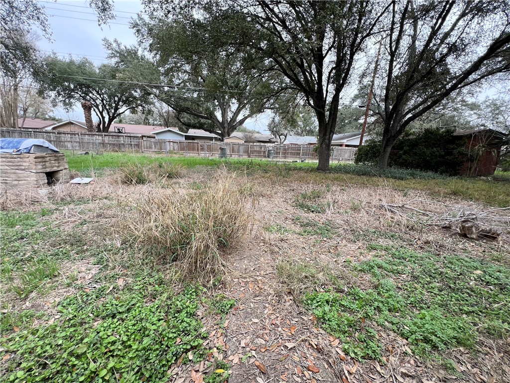 1109 Washington Dr Property Photo 16