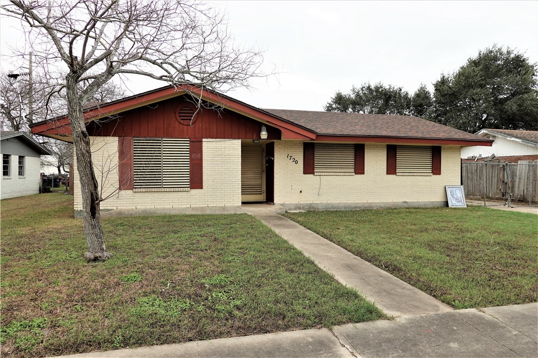 1720 Dallas St Property Photo 1