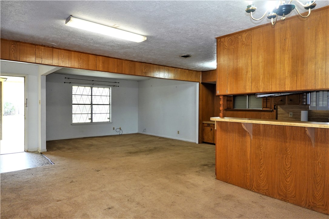 1720 Dallas St Property Photo 10