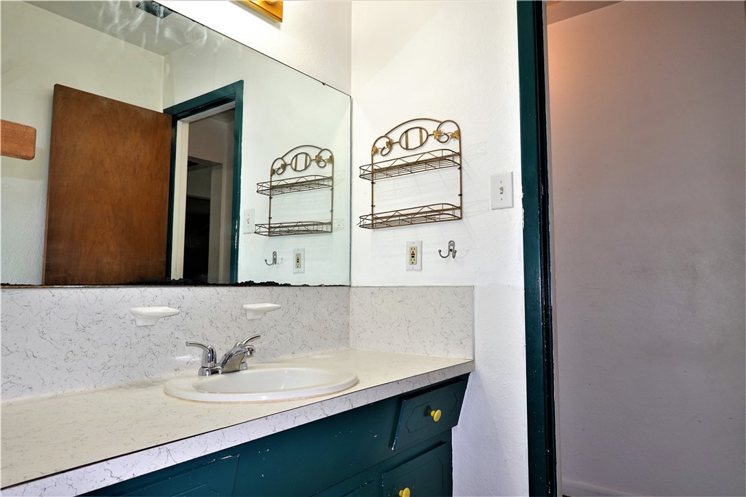 1720 Dallas St Property Photo 32