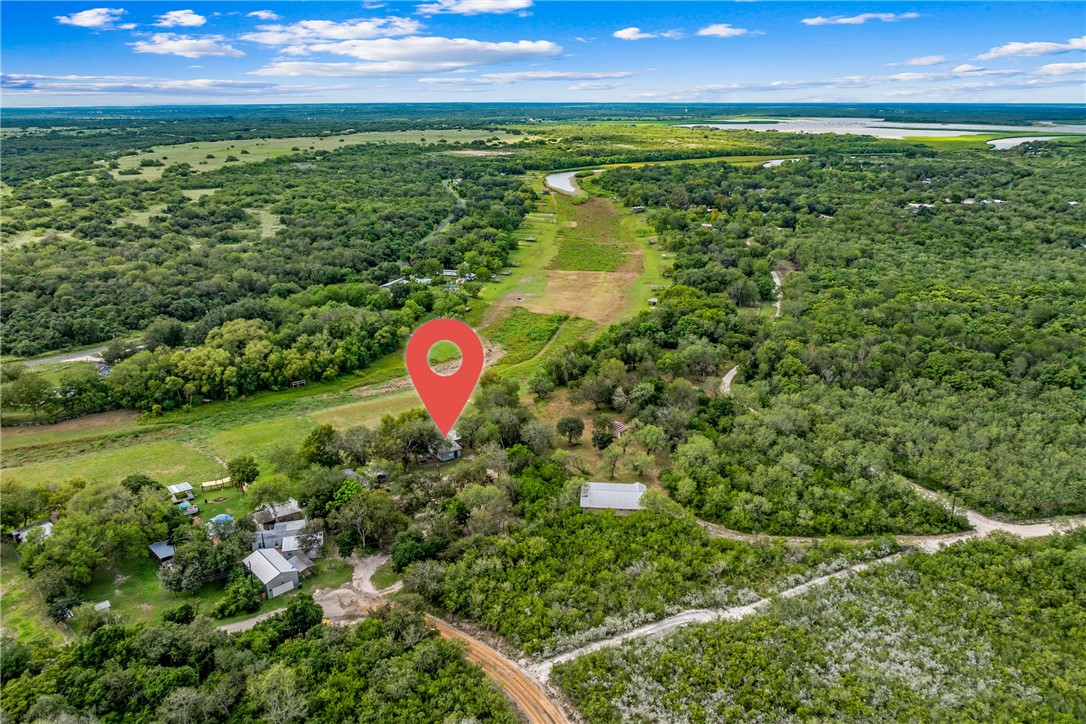 141 Horseshoe Clf Property Photo 4