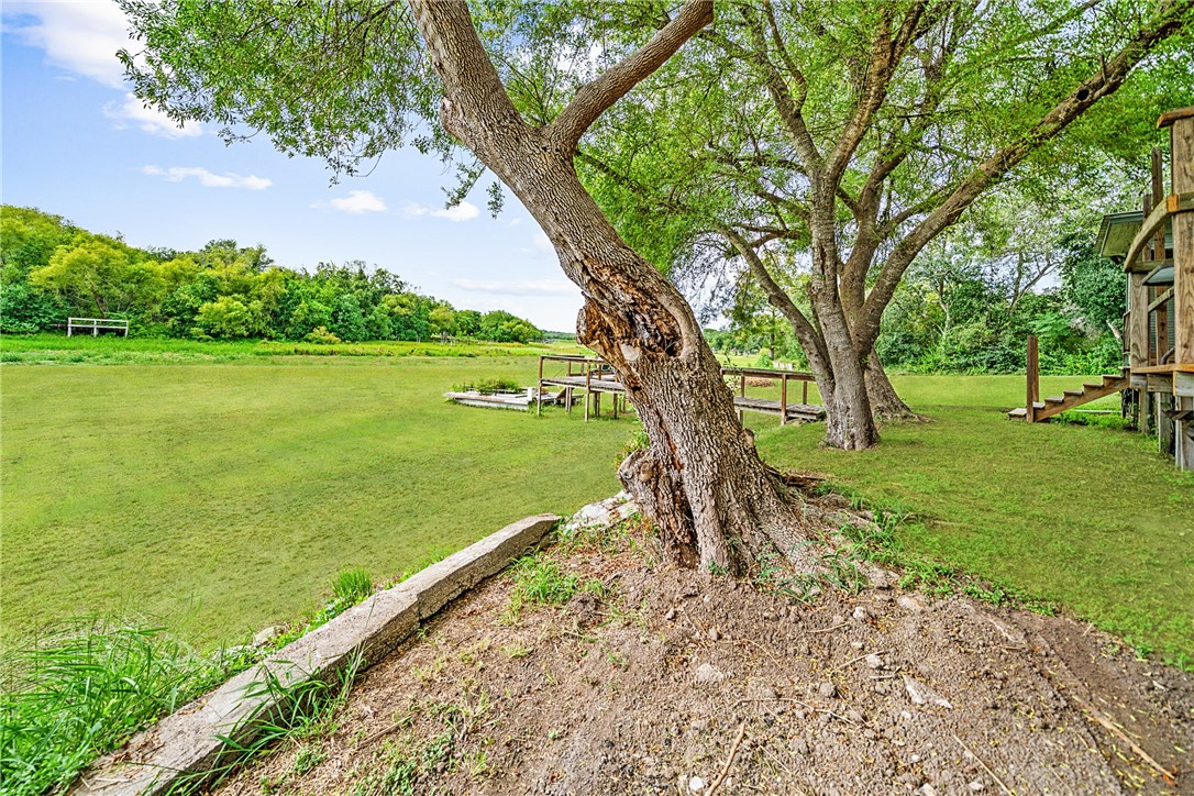 141 Horseshoe Clf Property Photo 7