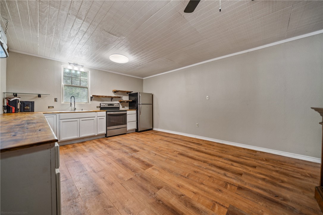 141 Horseshoe Clf Property Photo 13