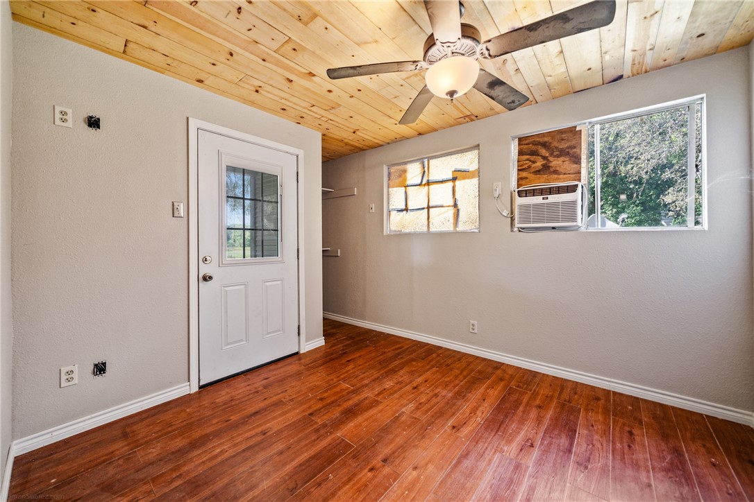 141 Horseshoe Clf Property Photo 20