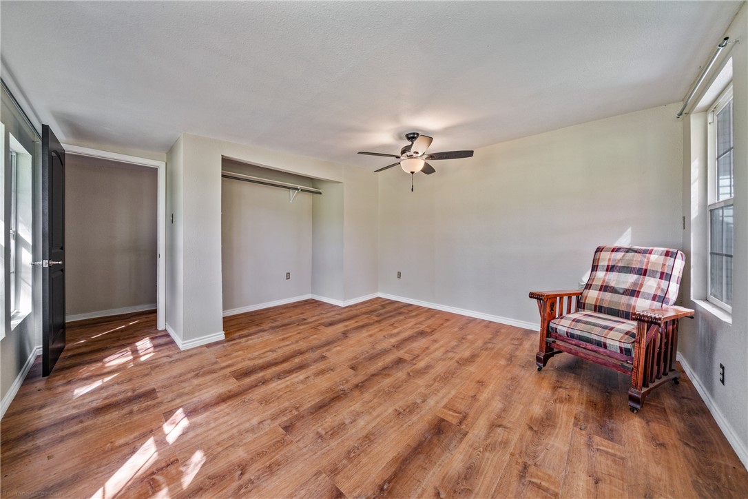 141 Horseshoe Clf Property Photo 22