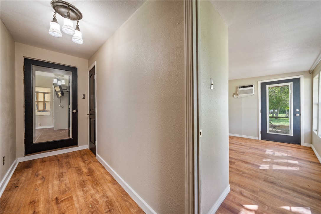 141 Horseshoe Clf Property Photo 24
