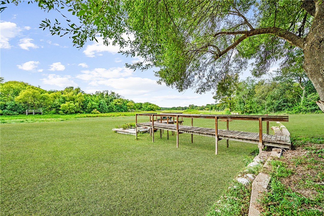 141 Horseshoe Clf Property Photo 25