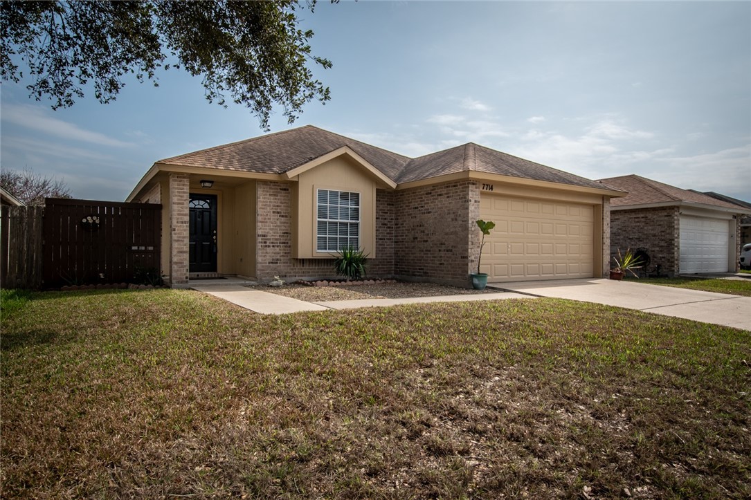 7714 Wolf Dr Property Photo 2