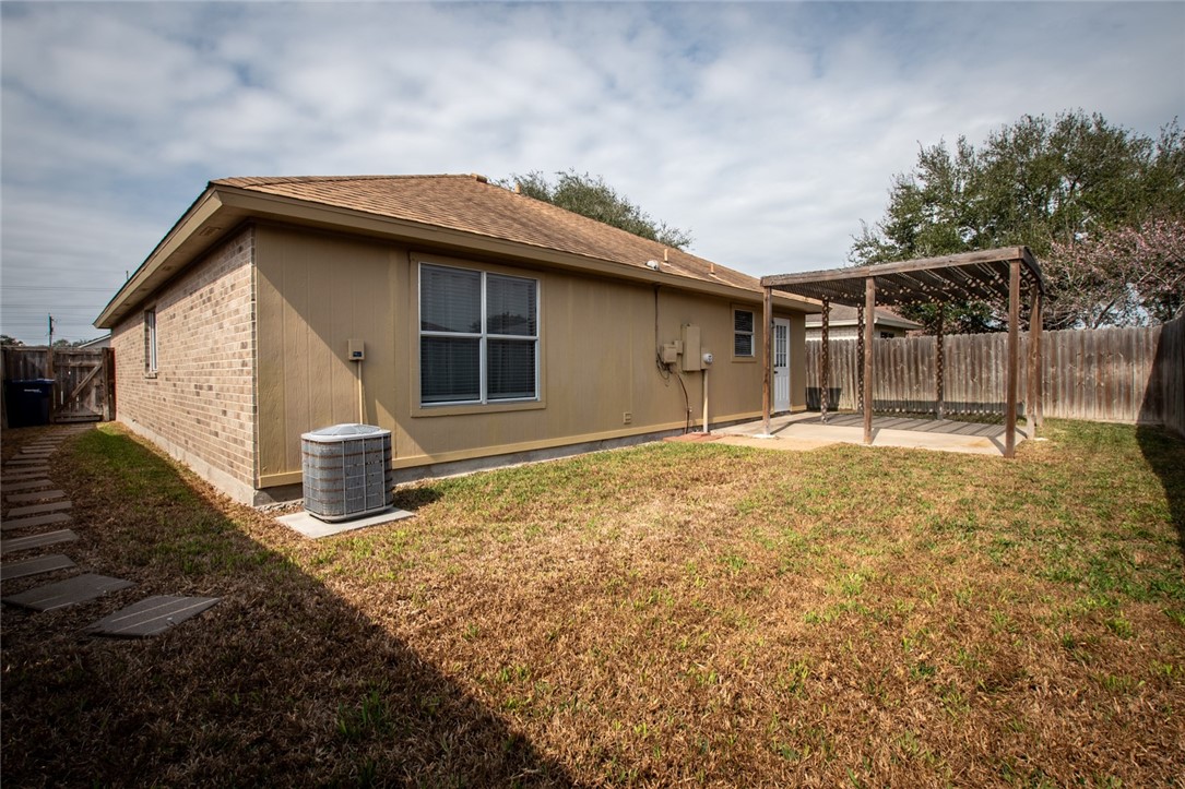 7714 Wolf Dr Property Photo 27
