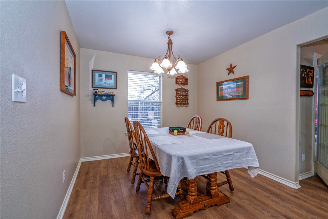 15410 Guadalupe River Dr Property Photo 12