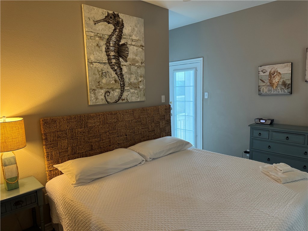 15241 Beach Way Dr Property Photo 14