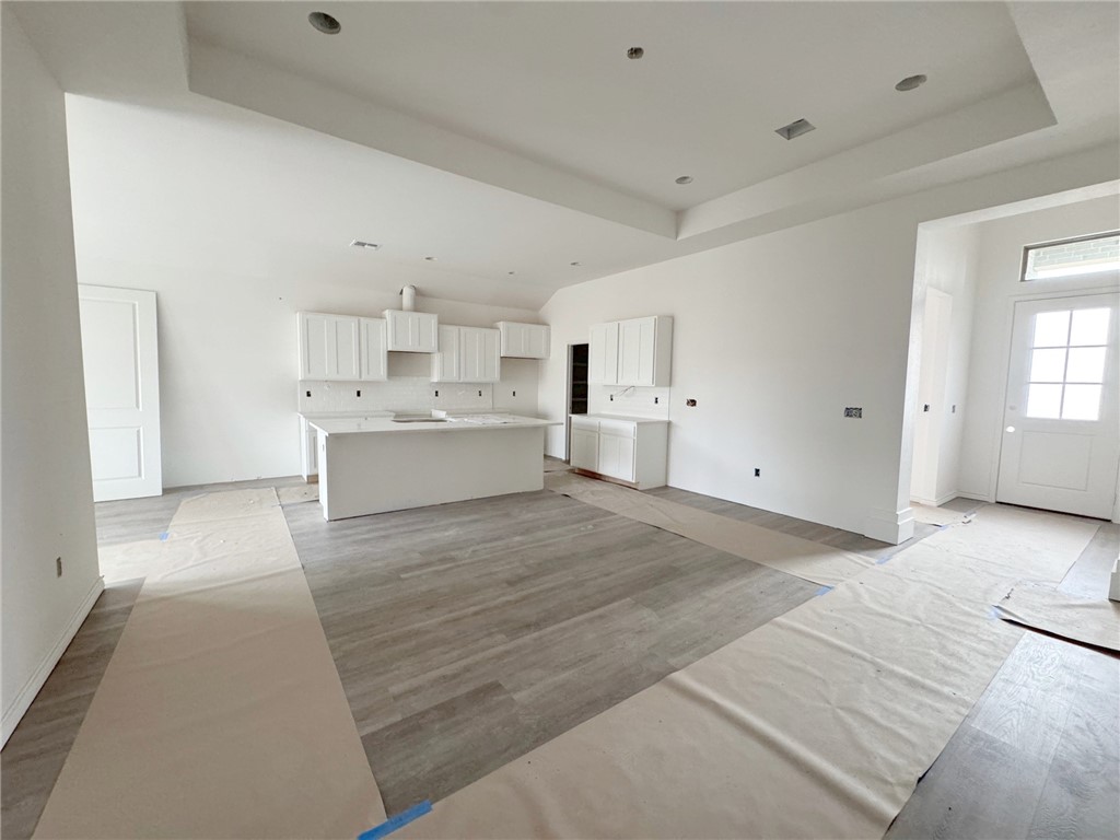 2633 Westeros St Property Photo 9
