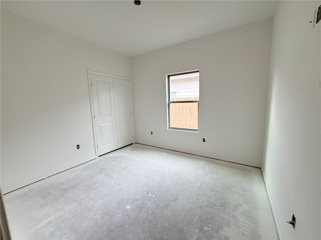 2633 Westeros St Property Photo 15