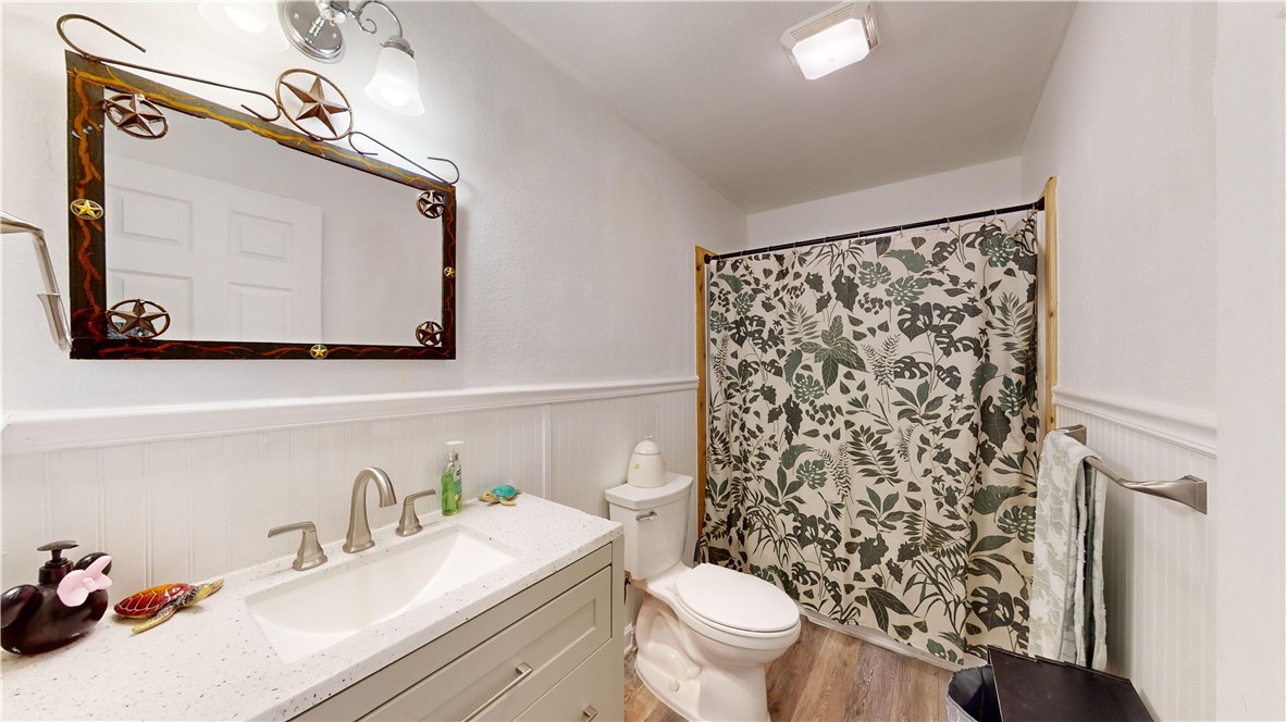 22818 State Highway 16 S Property Photo 21