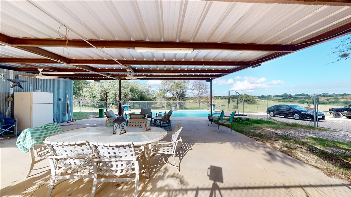 22818 State Highway 16 S Property Photo 32