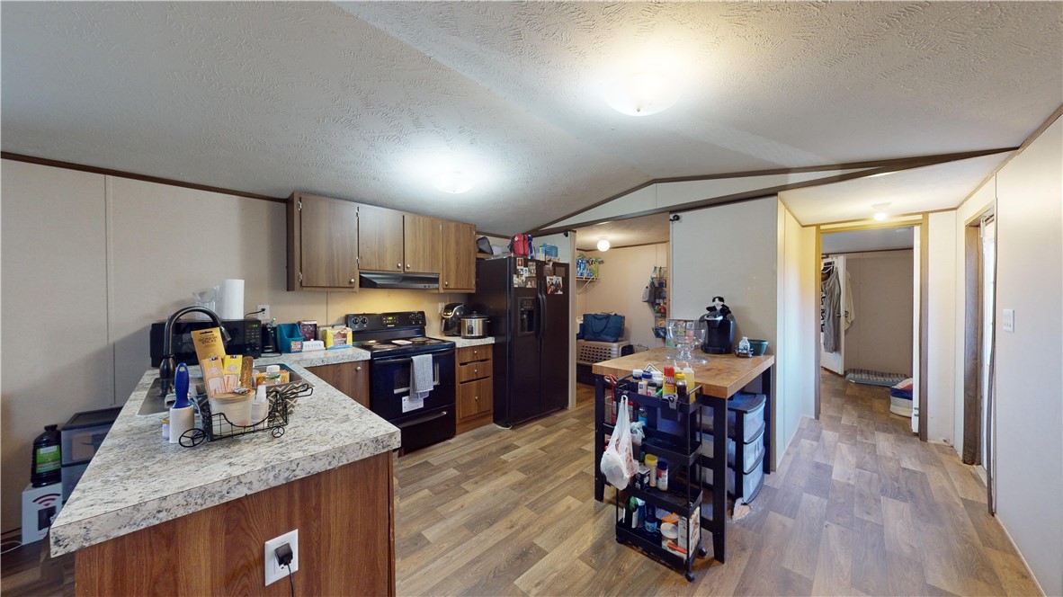 22818 State Highway 16 S Property Photo 40