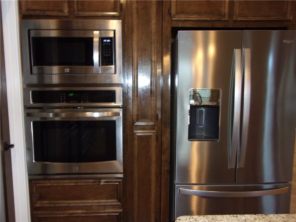 5838 Bella Donna Dr Property Photo 5