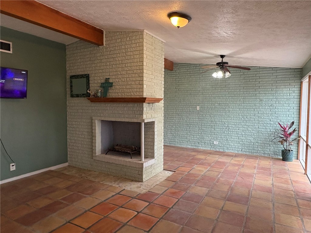 1314 Casa Verde Dr Property Photo 9