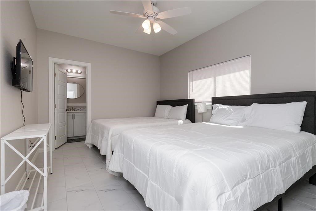 130 Vishal Ave Property Photo 24