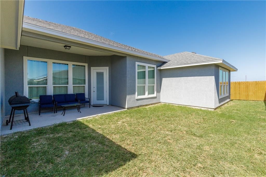 130 Vishal Ave Property Photo 32