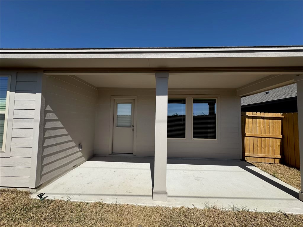 1645 Pleasant Dr Property Photo 7