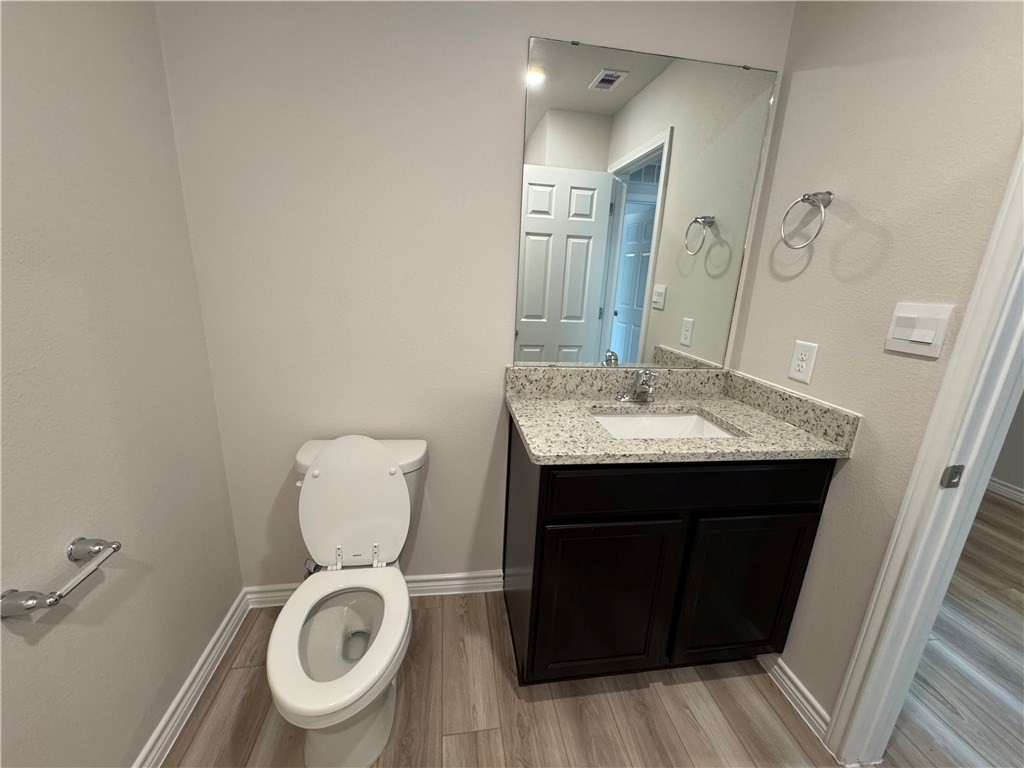 1645 Pleasant Dr Property Photo 20