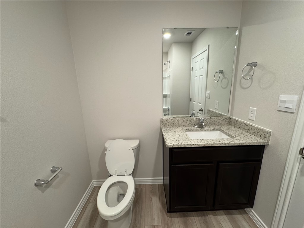 1645 Pleasant Dr Property Photo 32