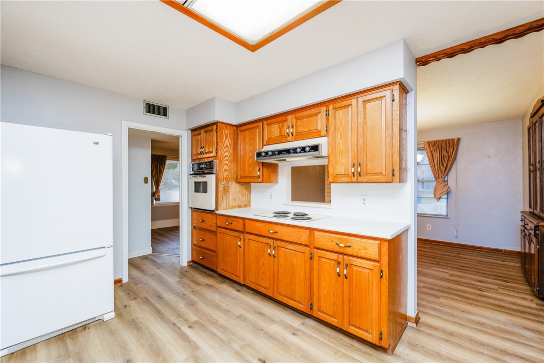 103 Park Pl Property Photo 11