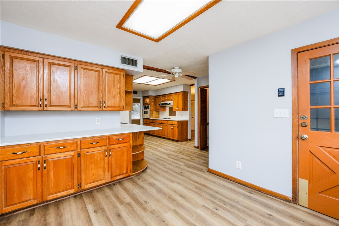 103 Park Pl Property Photo 16