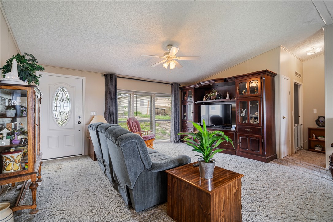 131 Saddle Trl Property Photo 8