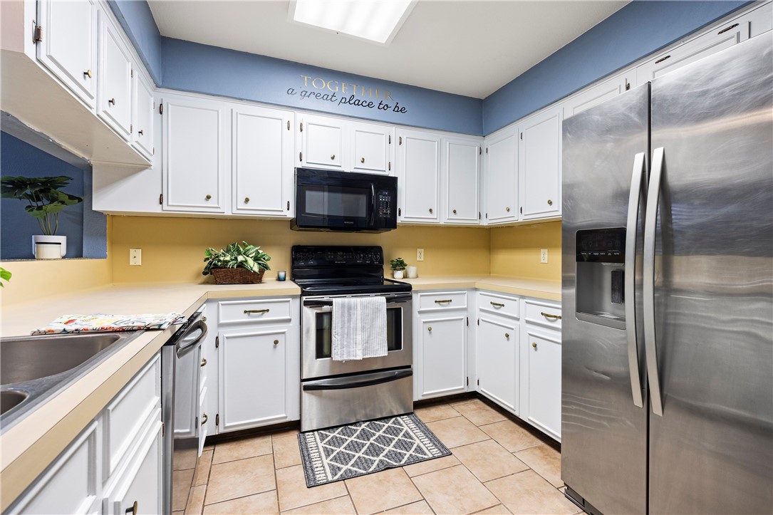 2359 Mesquite Circ Property Photo 7